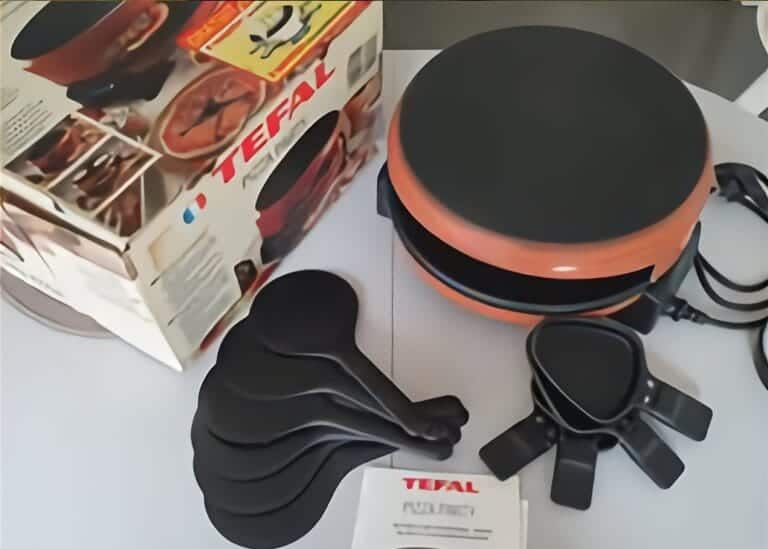Gros plan sur un appareil Tefal Pizza Party en parfait état, modèle neuf ou d’occasion, idéal pour des soirées pizza à domicile.