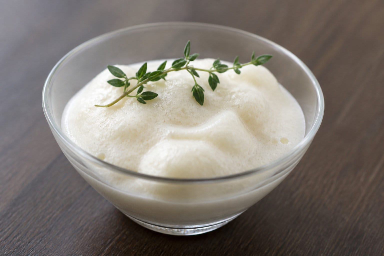 Recette d’espuma salée ou sucrée, avec ou sans siphon 1 Préparer l’espuma de pomme de terre au thym